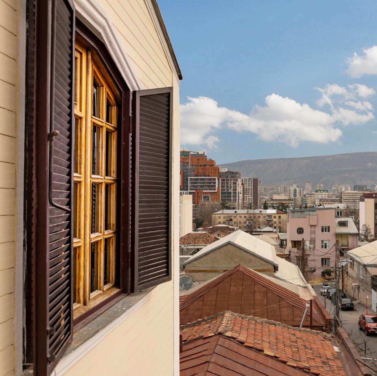 Vedzisi Garden Hotel Tbilisi Bagian luar foto